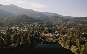 Nita Lake Lodge